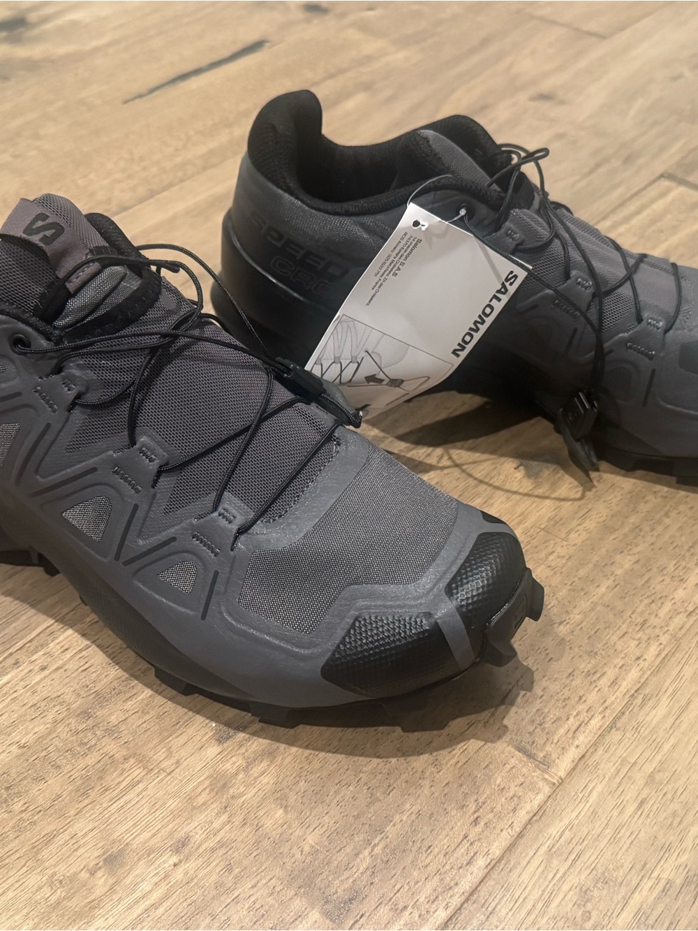 NWT Size 8.5, Salomon Speed Cross Trail Running Sneaker Shoe - Gray/Black